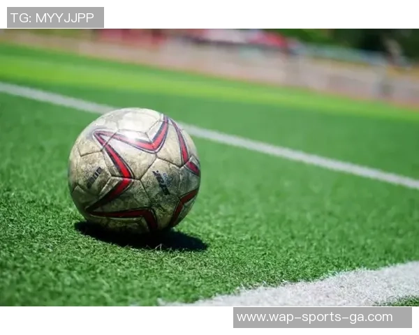 欧洲足球员年薪揭秘：高额收入背后的职业生涯与市场价值分析